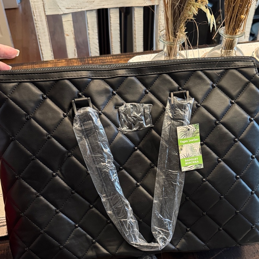 Badgley Mischka Black Quilted Tote - Vegan Leather